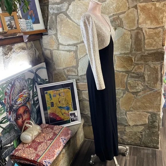 Vintage 1980s St. John Evening Studded Knit Maxi Dress – Black & Cream - Picture 5 of 12